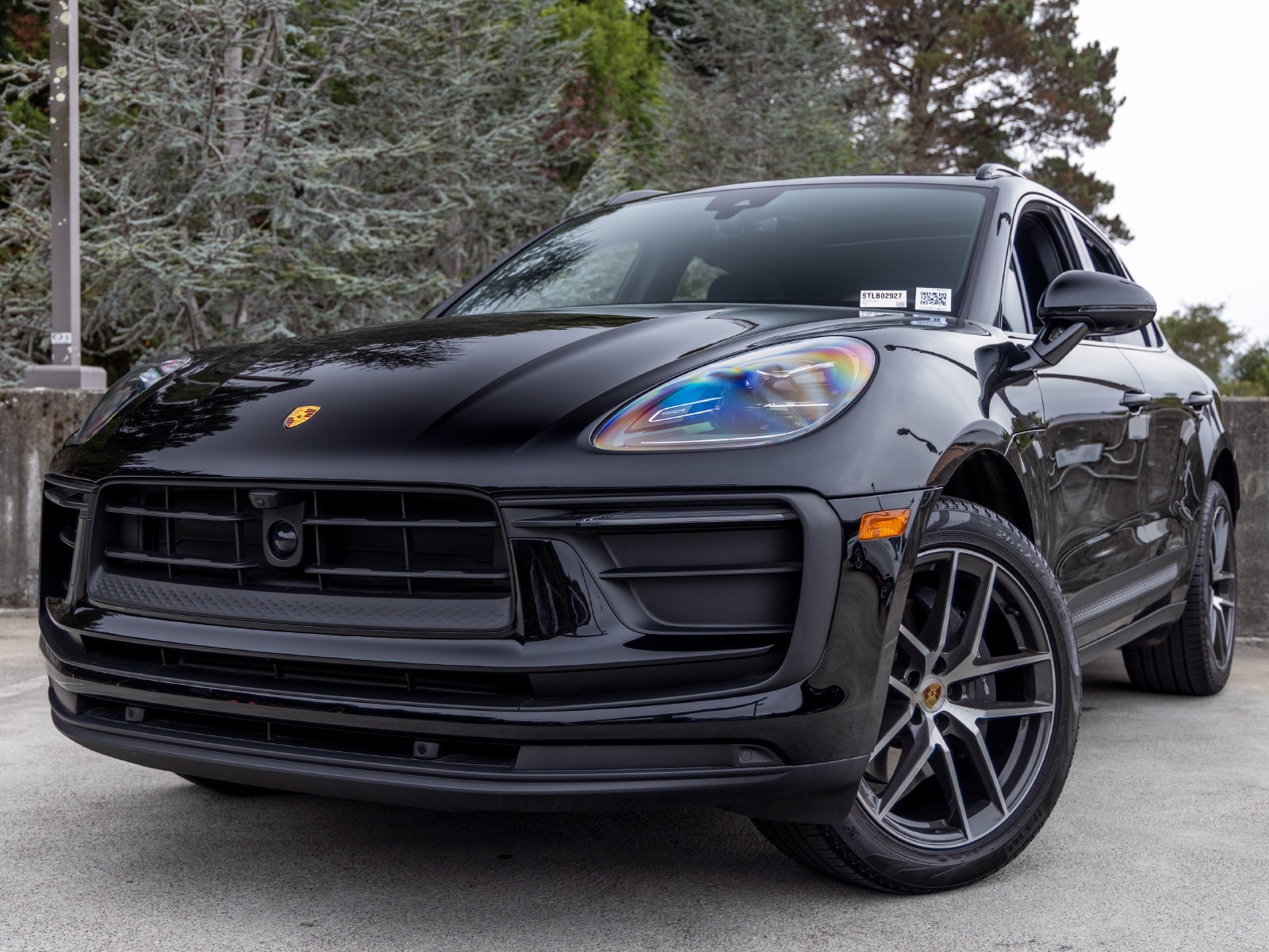 Used 2026 Porsche Macan AWD/4WD image 7