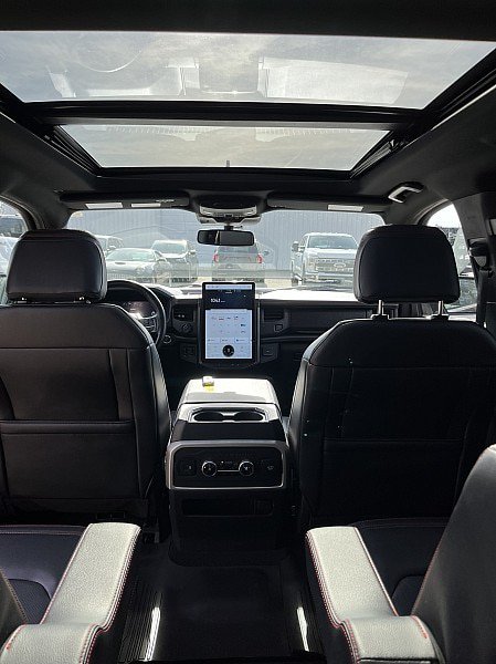 Used 2023 Ford Expedition Limited AWD/4WD image 15