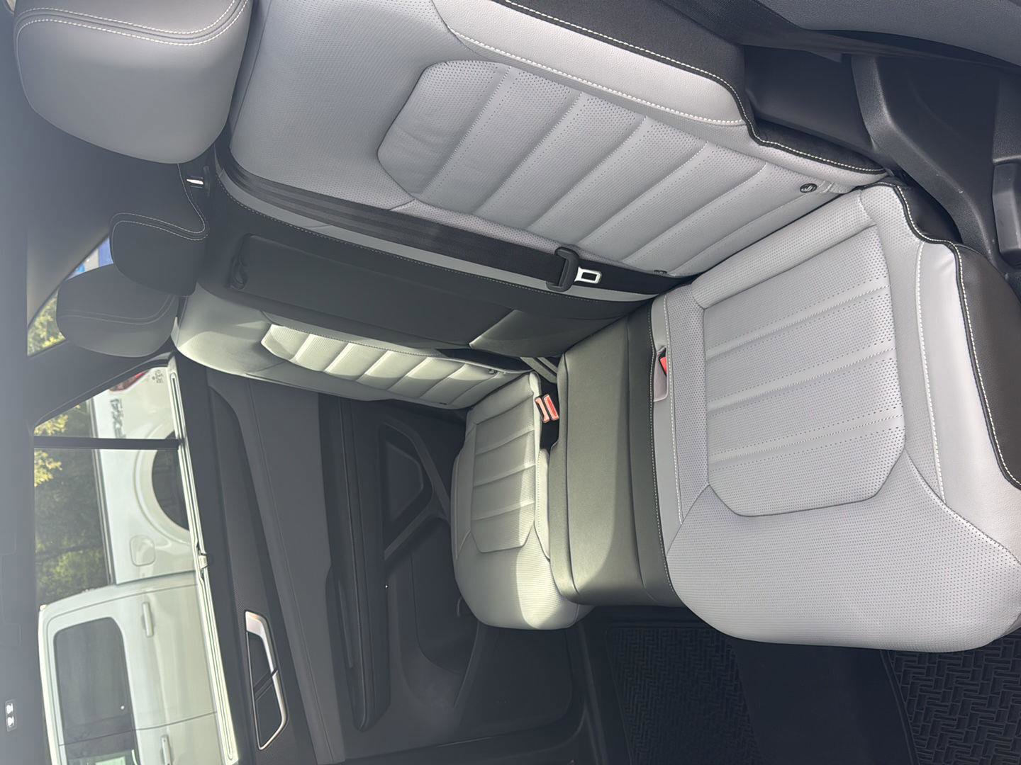 New 2026 Volkswagen Atlas Cross Sport SEL R-Line image 20