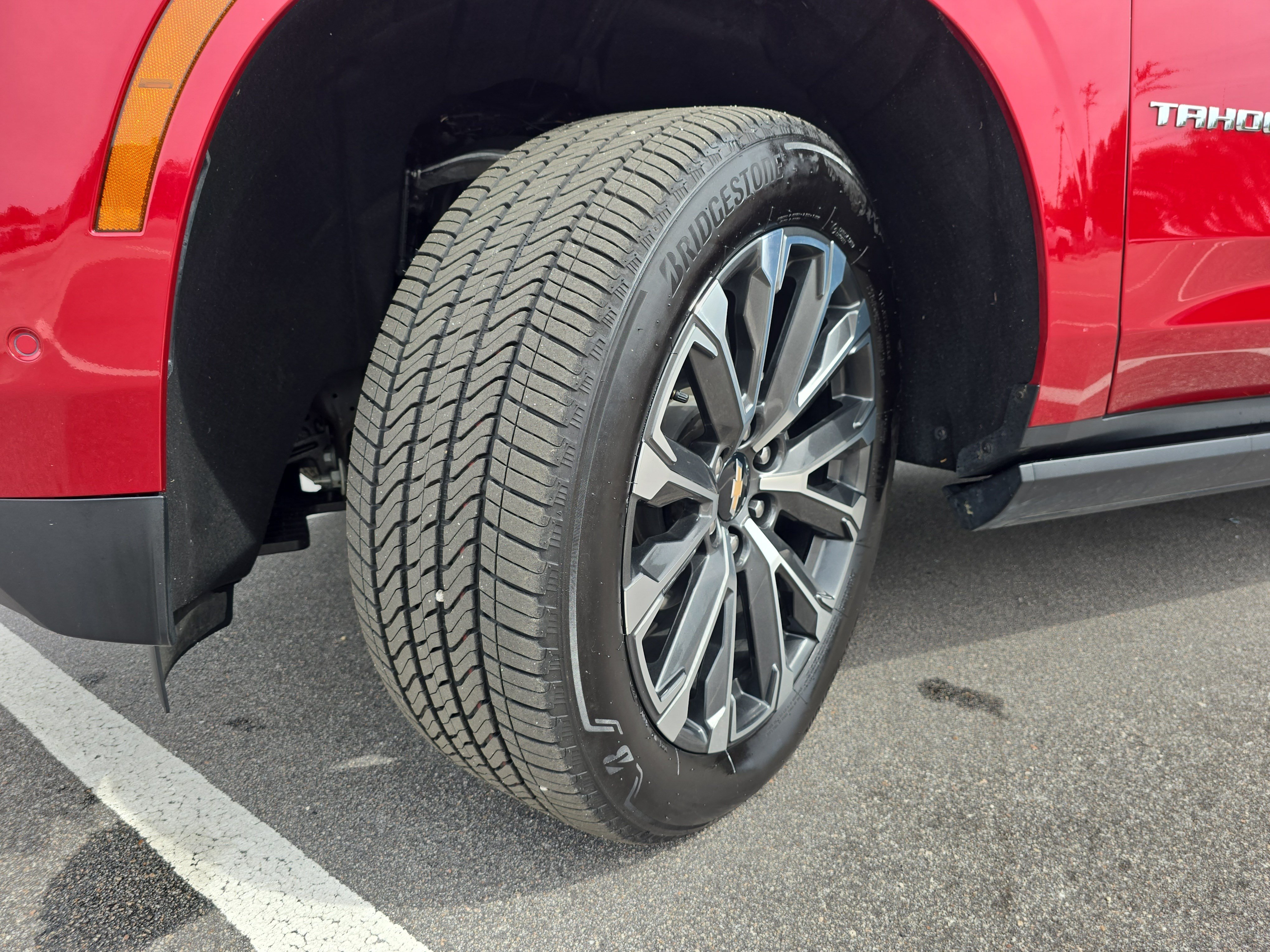 Used 2025 Chevrolet Tahoe High Country AWD/4WD image 33