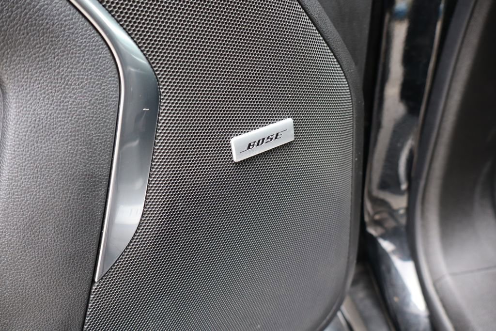 Used 2022 Chevrolet Tahoe Z71 w/ Luxury Package image 14