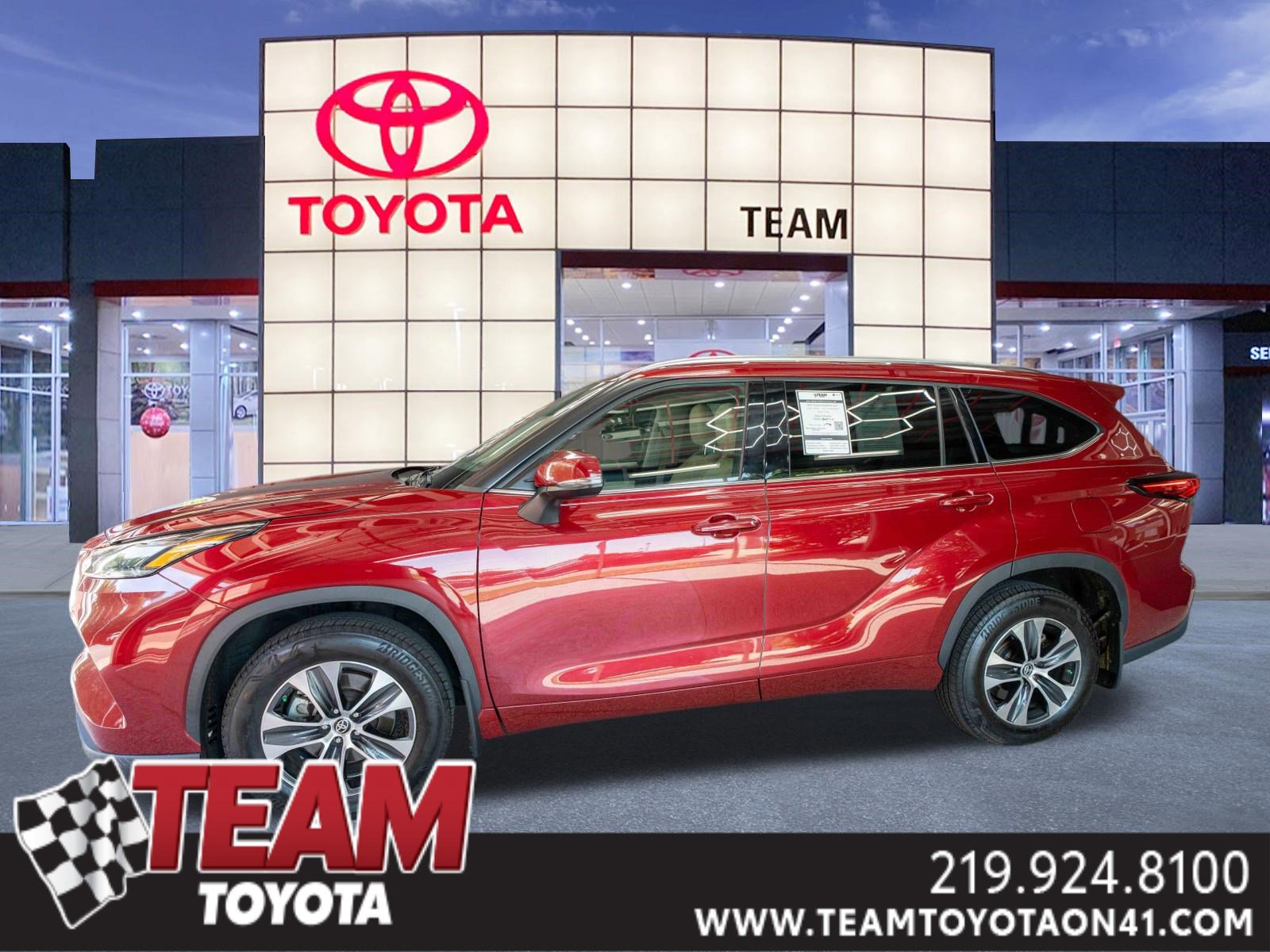 Used 2021 Toyota Highlander XLE
