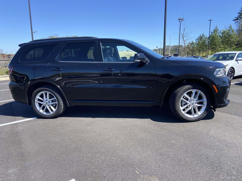 Used 2024 Dodge Durango GT image 2