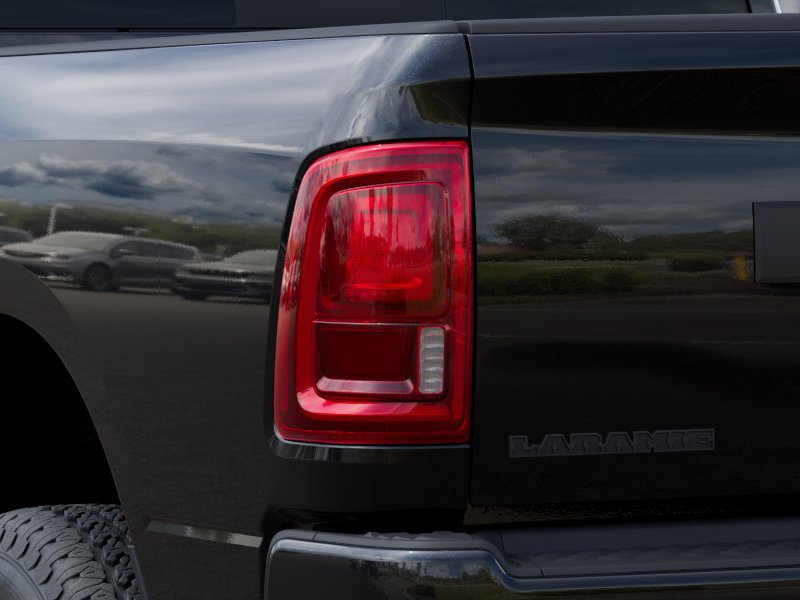 New 2026 RAM 3500 Laramie AWD/4WD image 9