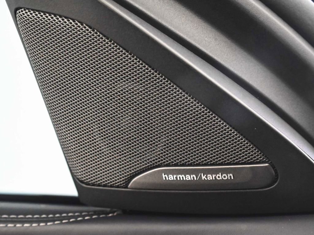 Used 2021 BMW X6 M w/ Competition Package image 11