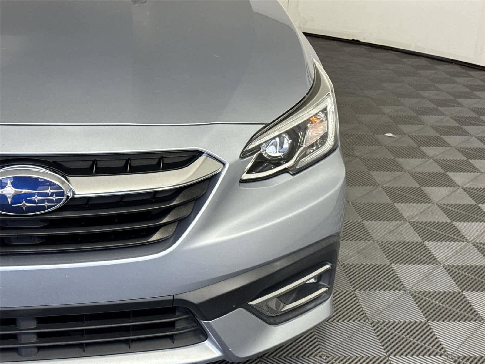 Used 2020 Subaru Legacy Limited w/ Popular Package #2 AWD/4WD image 9