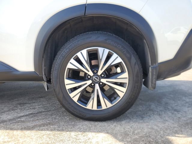 Used 2023 Nissan Rogue SV image 7