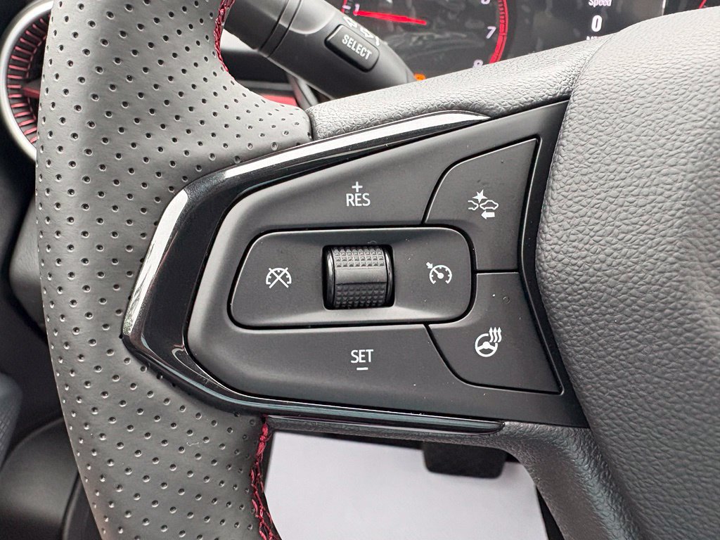 New 2026 Chevrolet Trax RS w/ Sunroof Package FWD image 2