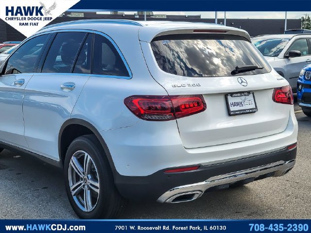 Used 2021 Mercedes-Benz GLC 300 4MATIC w/ Premium Package image 6
