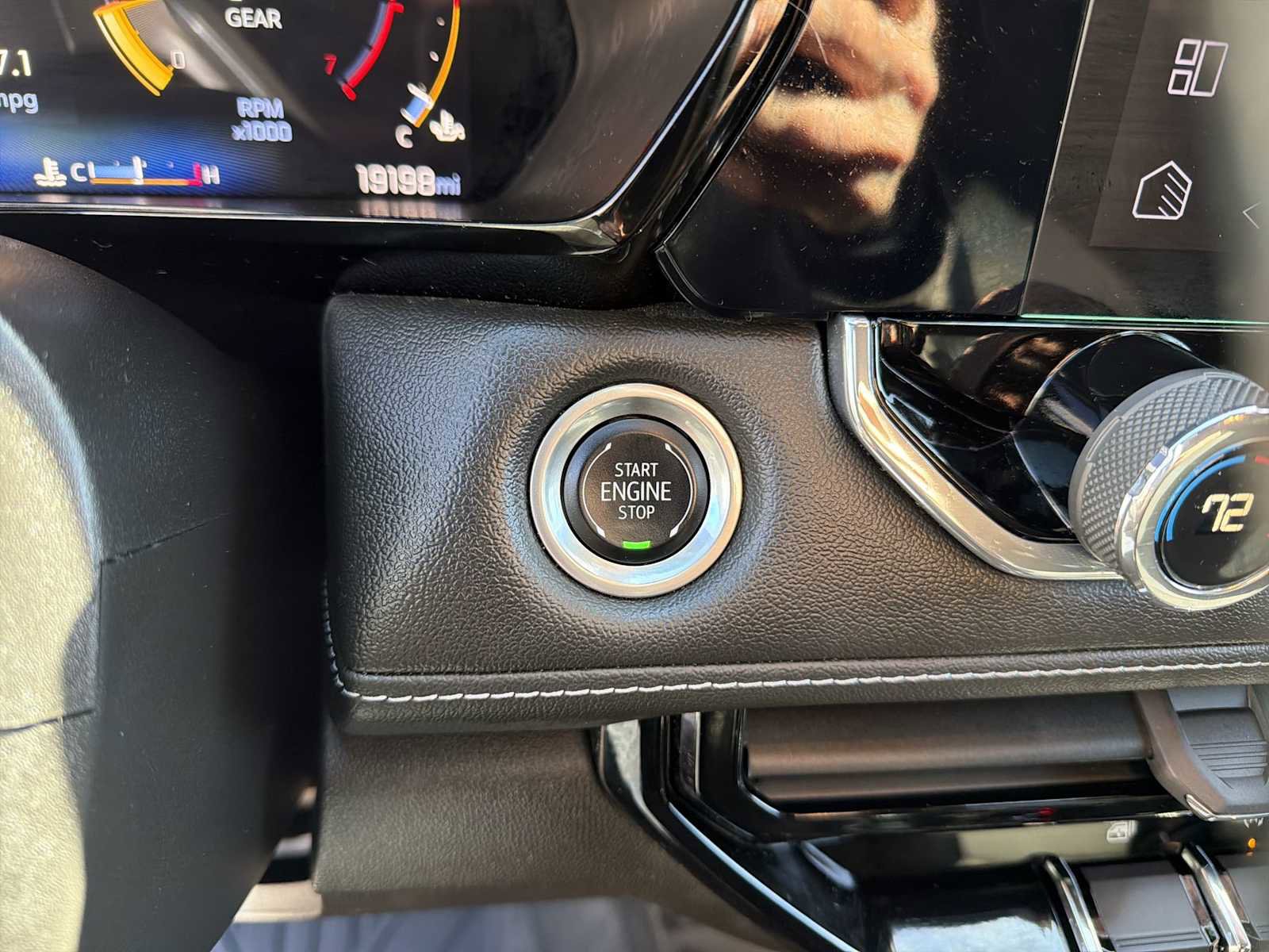 Certified 2024 Chevrolet Colorado LT w/ LT Convenience Package II image 16