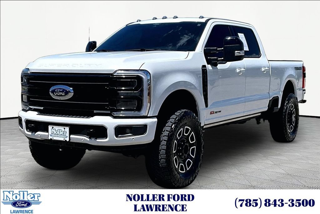 Used 2026 Ford F250 Platinum w/ Tremor Off-Road Package AWD/4WD image 1