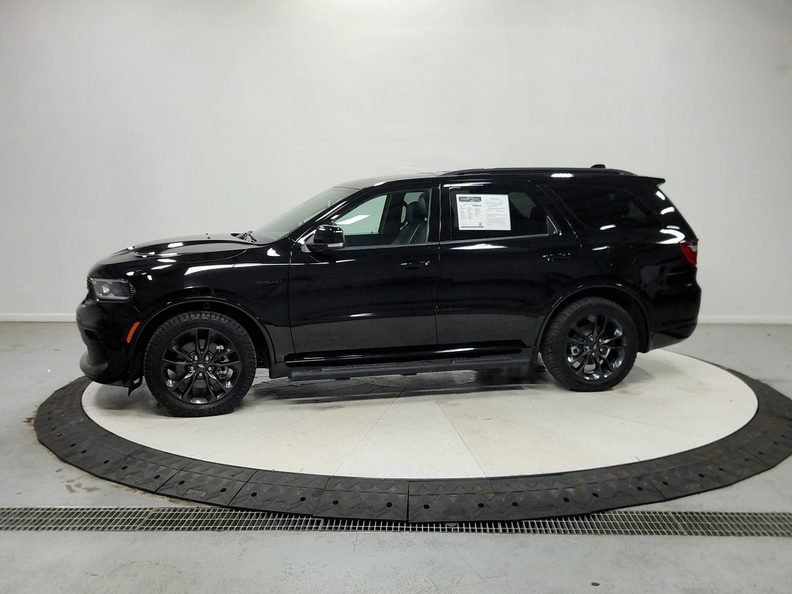 Used 2024 Dodge Durango R/T AWD/4WD image 5