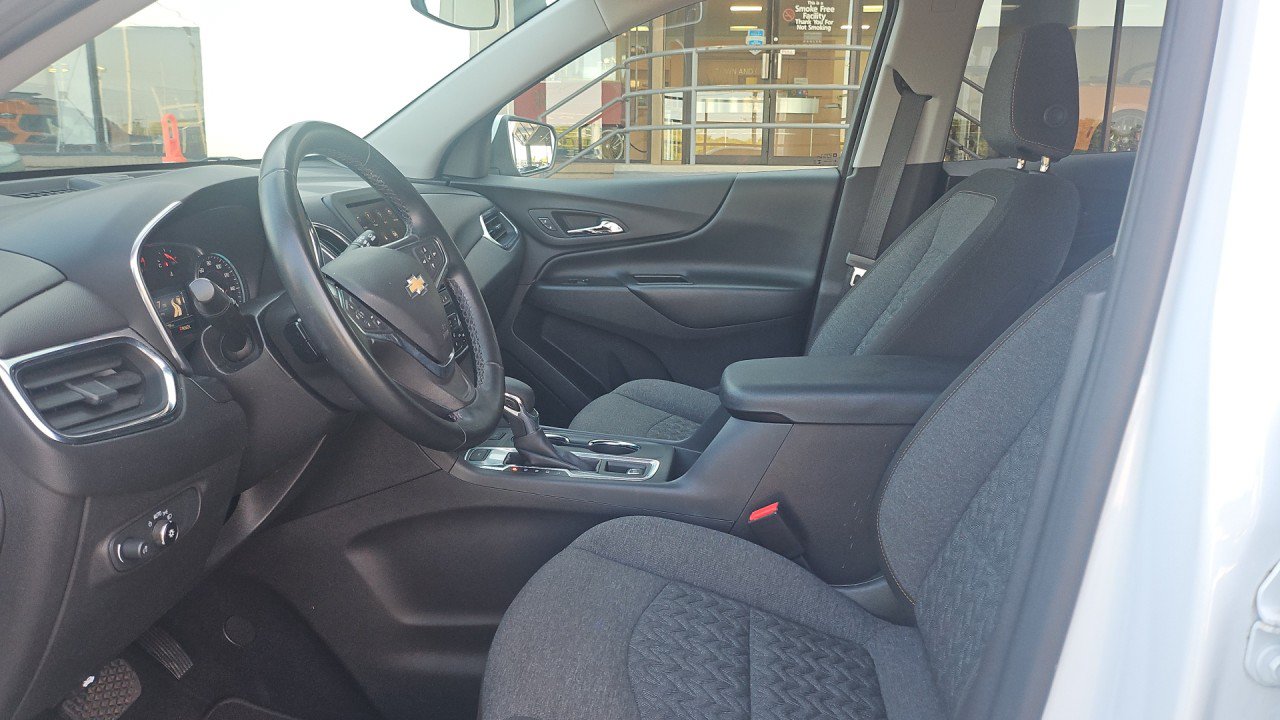 Used 2024 Chevrolet Equinox LT AWD/4WD image 10