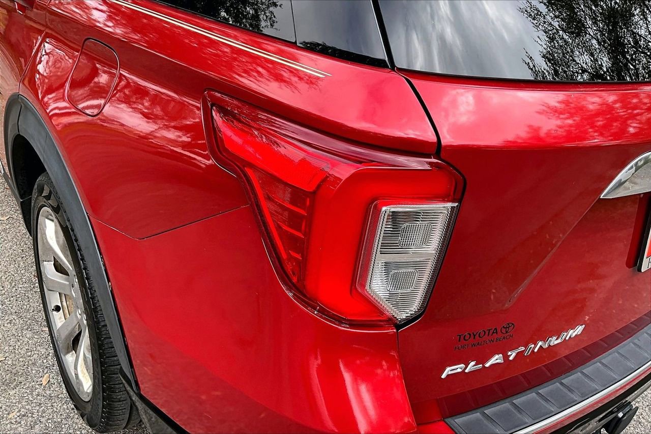 Used 2020 Ford Explorer Platinum w/ Premium Technology Package image 20