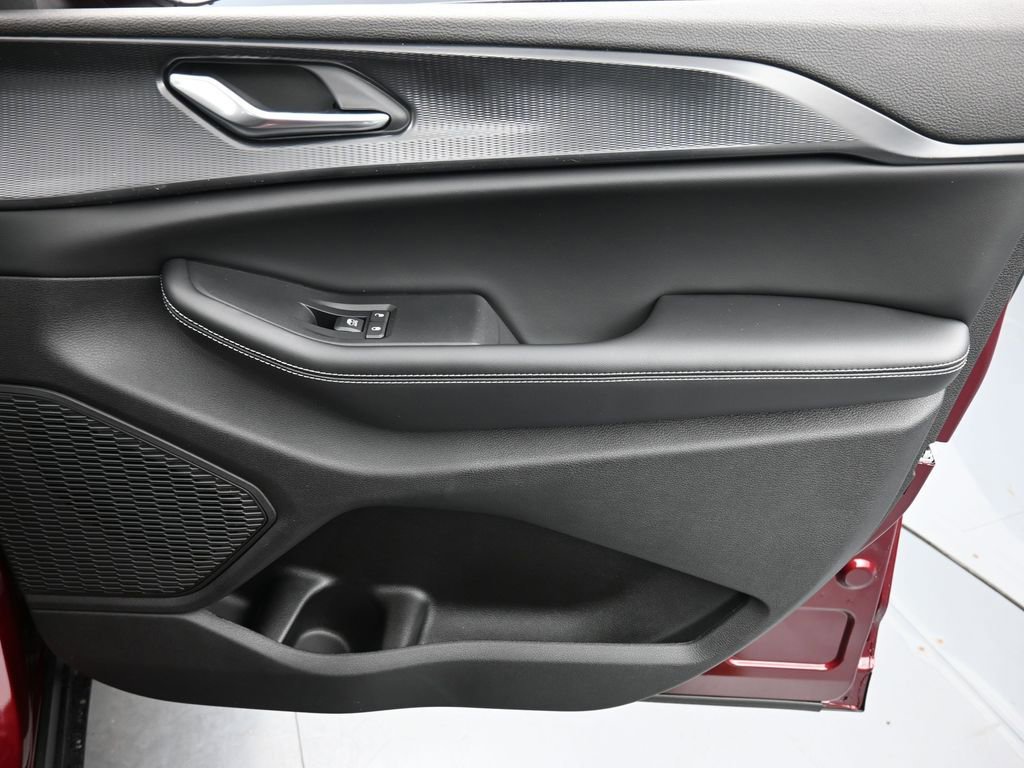 New 2026 Jeep Grand Cherokee Laredo image 17