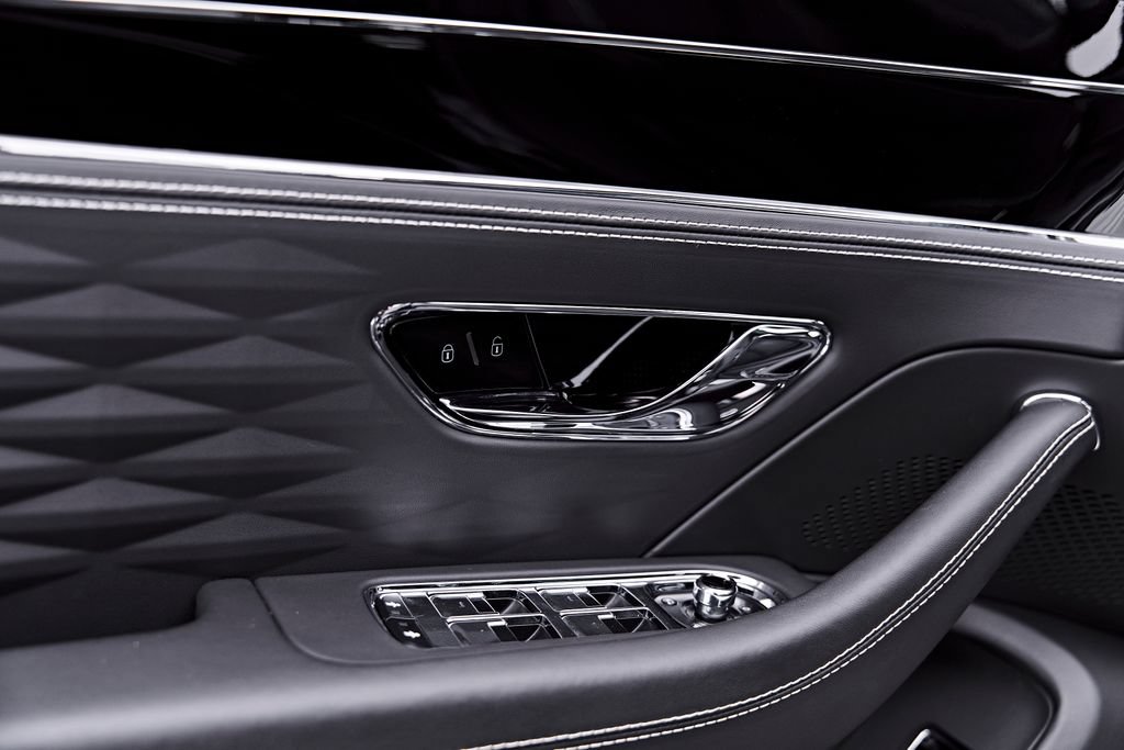 Used 2022 Bentley Flying Spur V8 AWD/4WD image 43