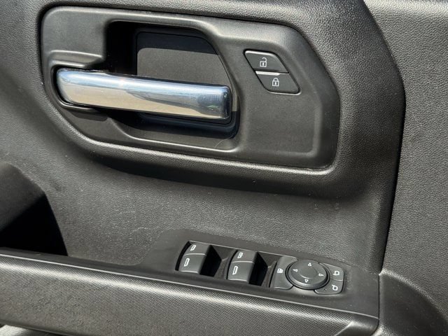 Used 2023 Chevrolet Silverado 1500 Custom AWD/4WD image 23