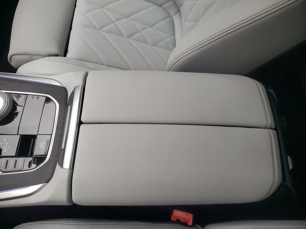 Used 2023 BMW X5 xDrive40i w/ Premium Package AWD/4WD image 27