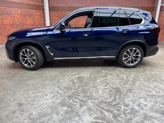 Used 2026 BMW X5 xDrive40i image 2