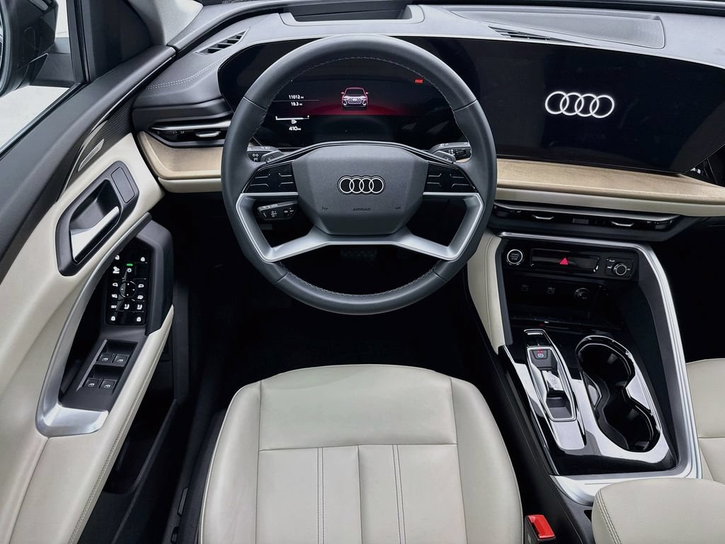 Certified 2025 Audi Q5 Premium w/ Premium Plus AWD/4WD image 10