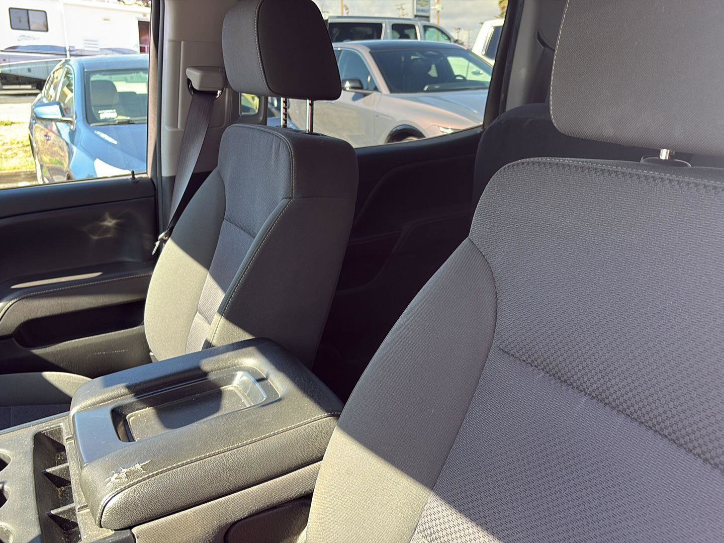 Used 2017 GMC Sierra 1500 SLE w/ SLE Value Package RWD image 8