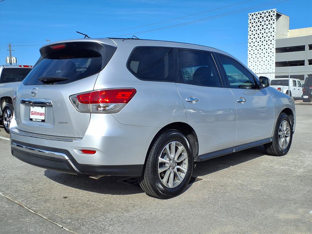 Used 2014 Nissan Pathfinder S image 24