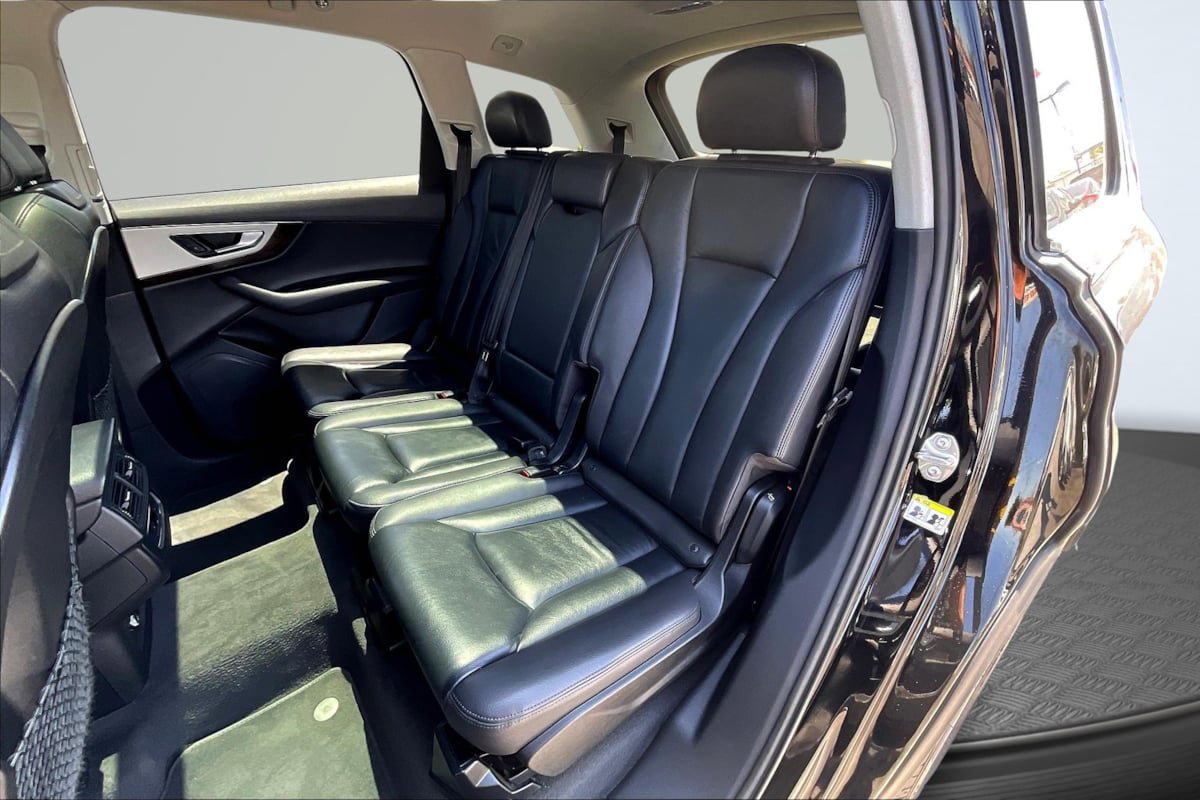 Used 2019 Audi Q7 2.0T Premium AWD/4WD image 26