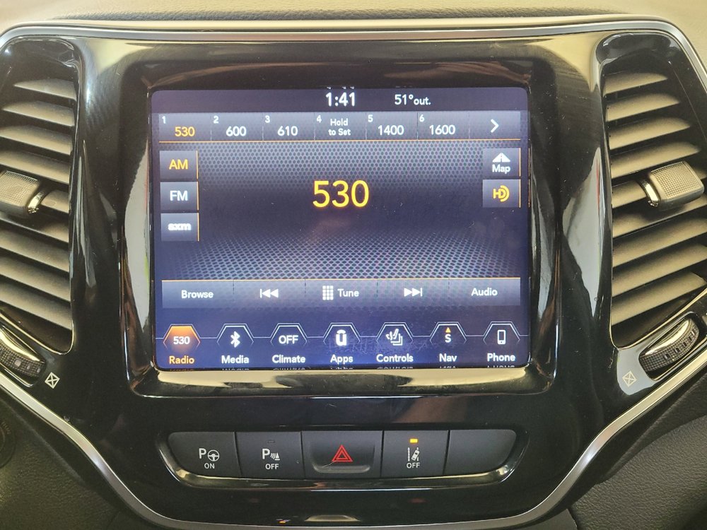 Used 2019 Jeep Cherokee High Altitude image 25