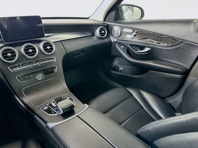 Used 2015 Mercedes-Benz C 300 4MATIC Sedan image 25