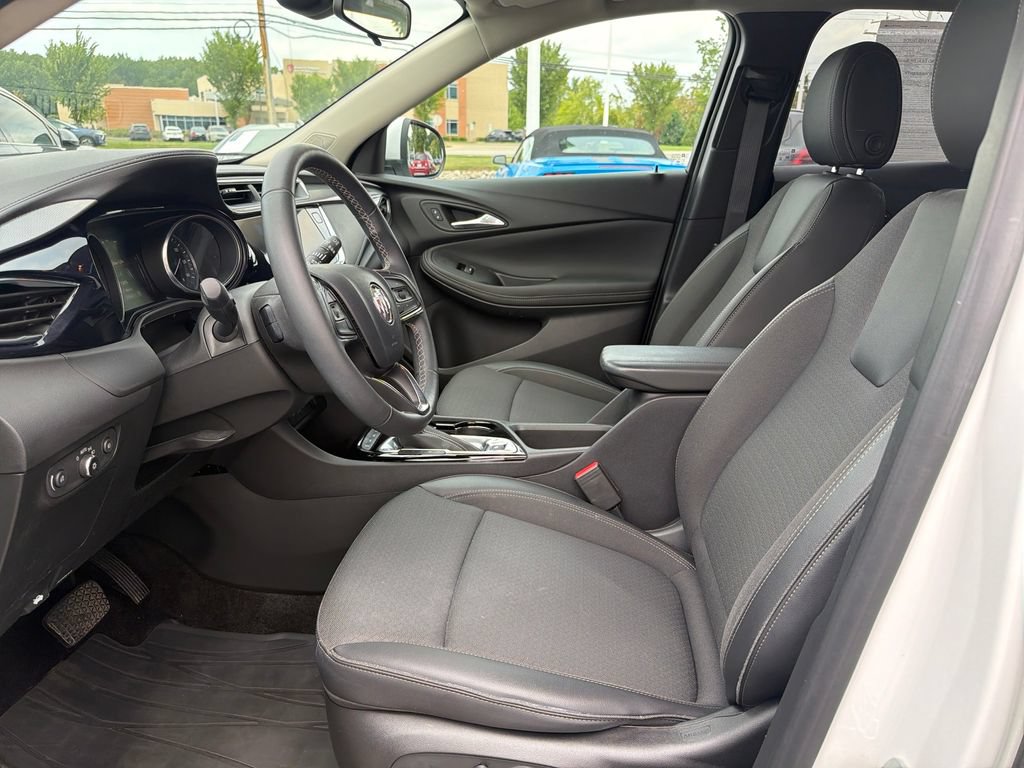 Certified 2023 Buick Encore GX Preferred w/ Cold Weather Comfort Package AWD/4WD image 11