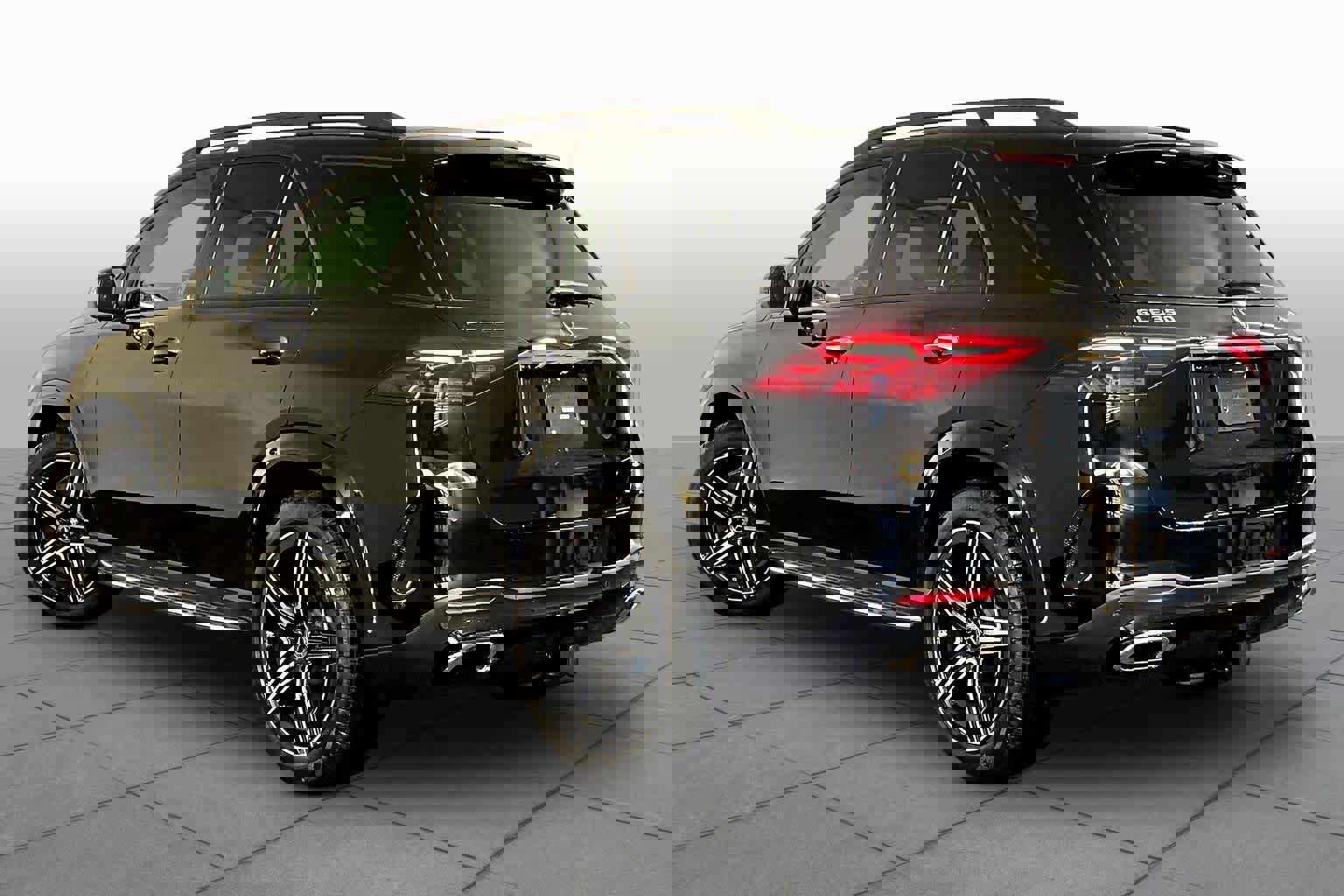 New 2026 Mercedes-Benz GLE 350 4MATIC image 3