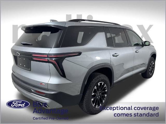 Used 2024 Chevrolet Traverse Z71 w/ Enhanced Driving Package image 5