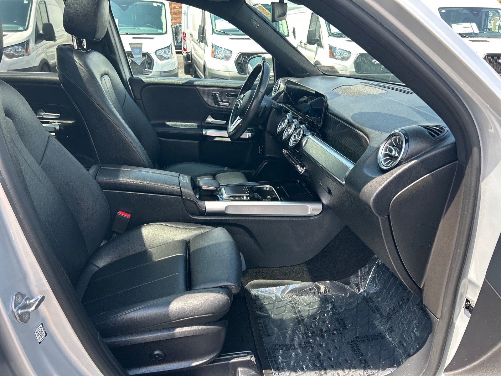 Used 2021 Mercedes-Benz GLB 250 4MATIC image 19