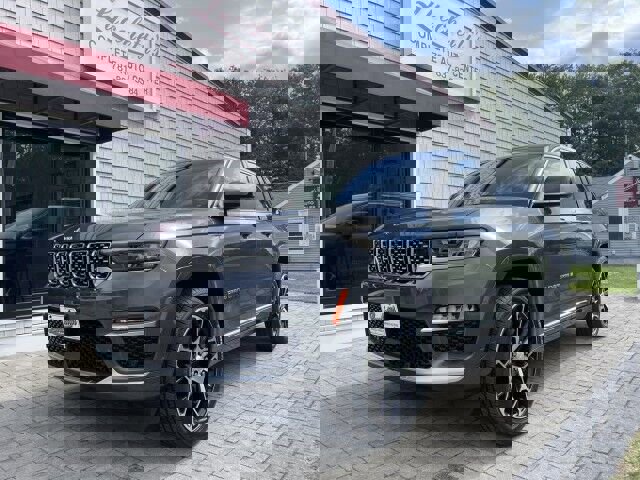 Used 2022 Jeep Grand Cherokee Summit