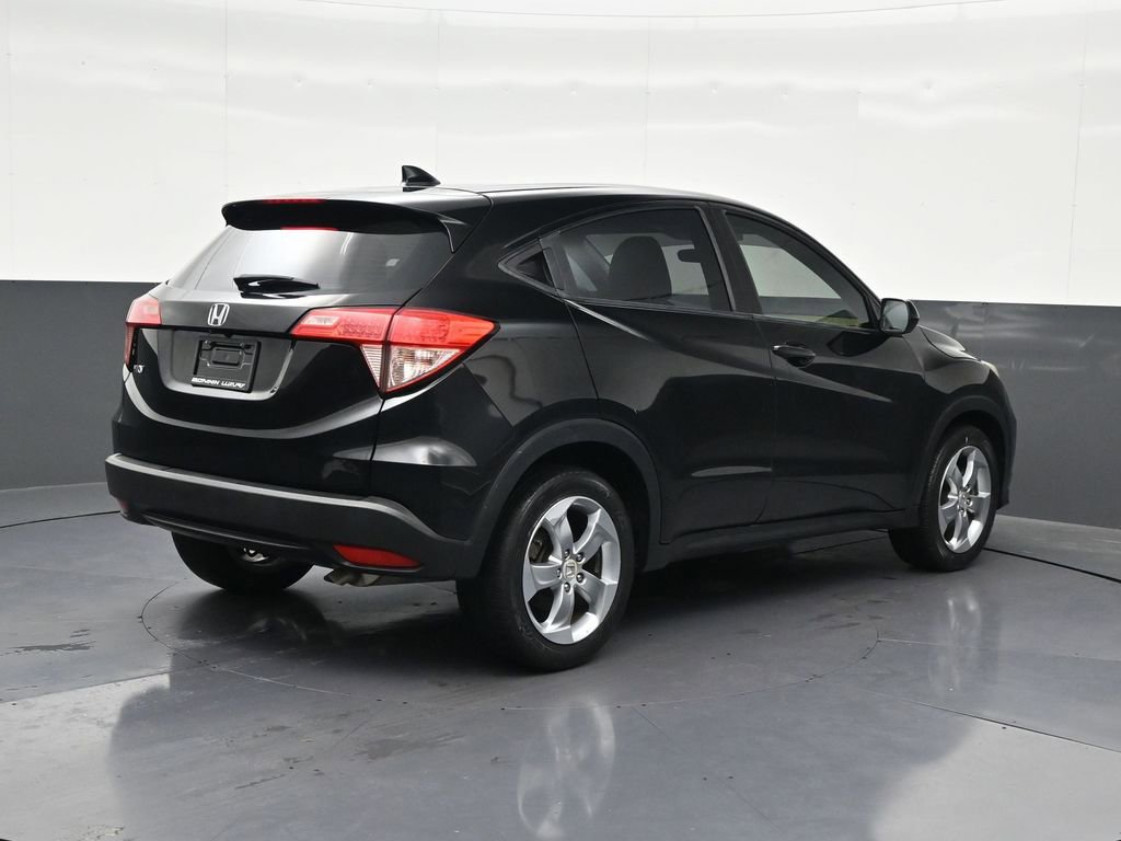 Used 2018 Honda HR-V LX image 5