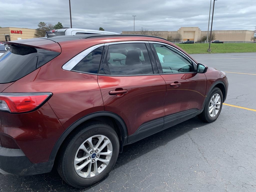 Used 2021 Ford Escape SE w/ Convenience Package AWD/4WD image 8