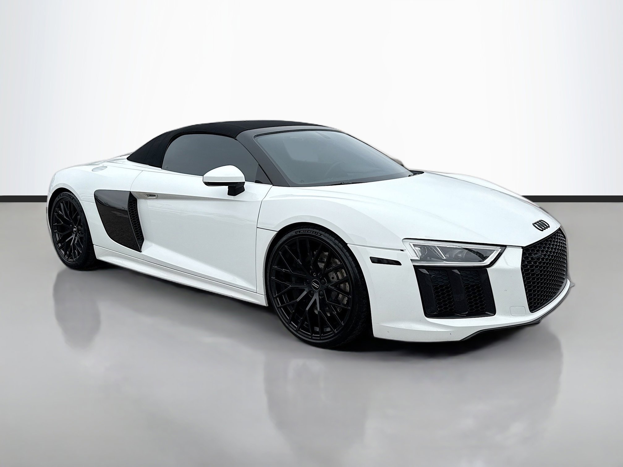 Used 2017 Audi R8 V10 image 1