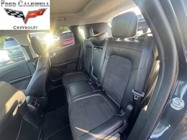 Used 2022 Ford Escape SEL w/ SEL Stealth AWD Package image 31