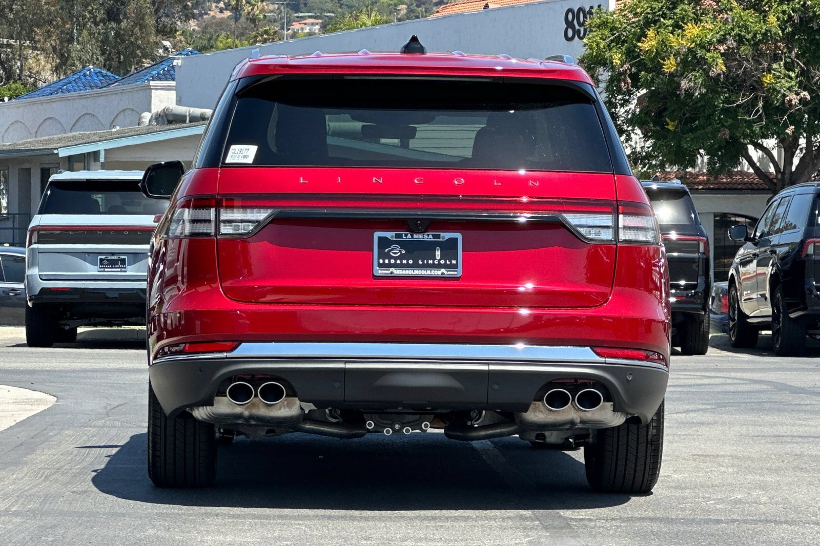 New 2026 Lincoln Aviator 2WD image 4