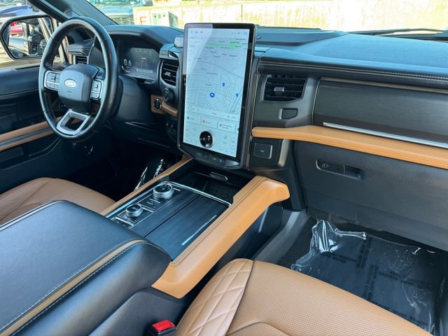 Used 2023 Ford Expedition Max Platinum AWD/4WD image 24