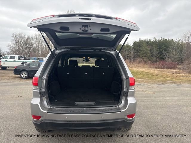 Used 2018 Jeep Grand Cherokee Laredo AWD/4WD image 10
