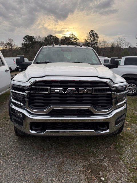 New 2026 RAM 5500 Tradesman w/ Chrome Appearance Group AWD/4WD image 2
