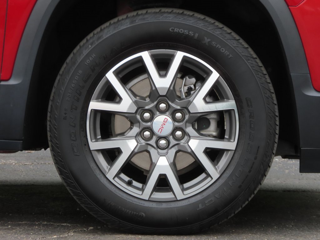 Used 2023 GMC Acadia SLE w/ Driver Convenience Package image 14