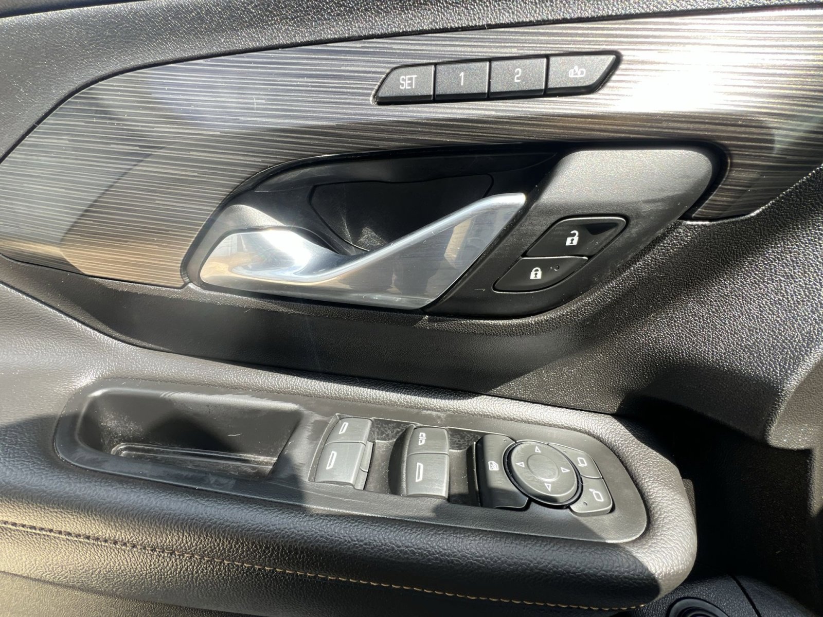 Used 2018 GMC Terrain SLT w/ Preferred Package FWD image 23