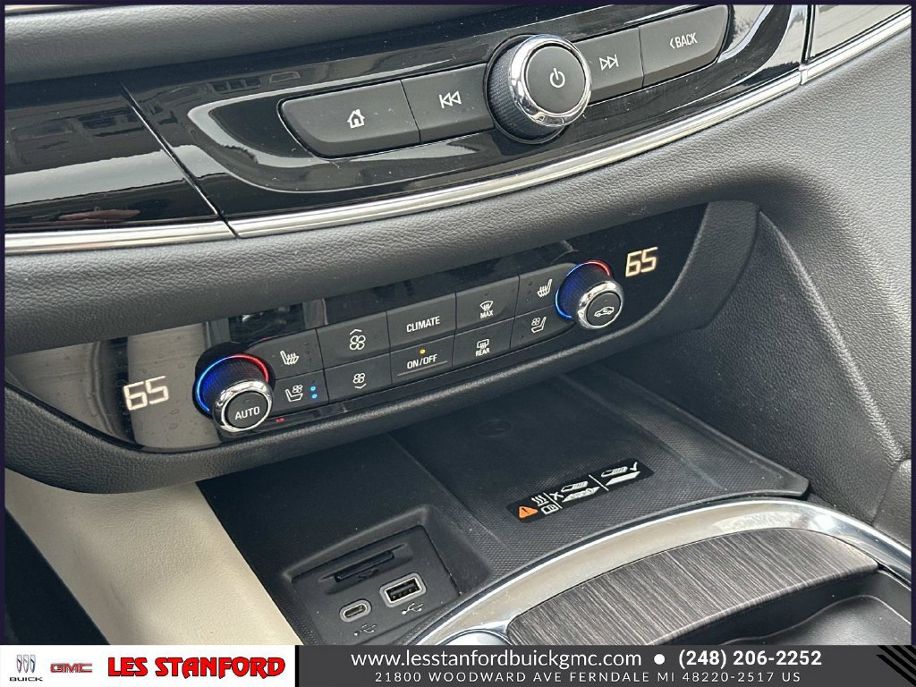 Certified 2023 Buick Enclave Avenir AWD/4WD image 33