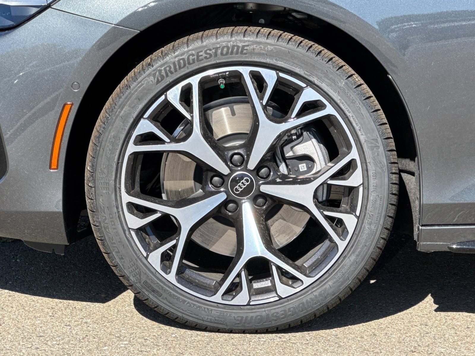 New 2026 Audi A6 Premium Plus AWD/4WD image 22