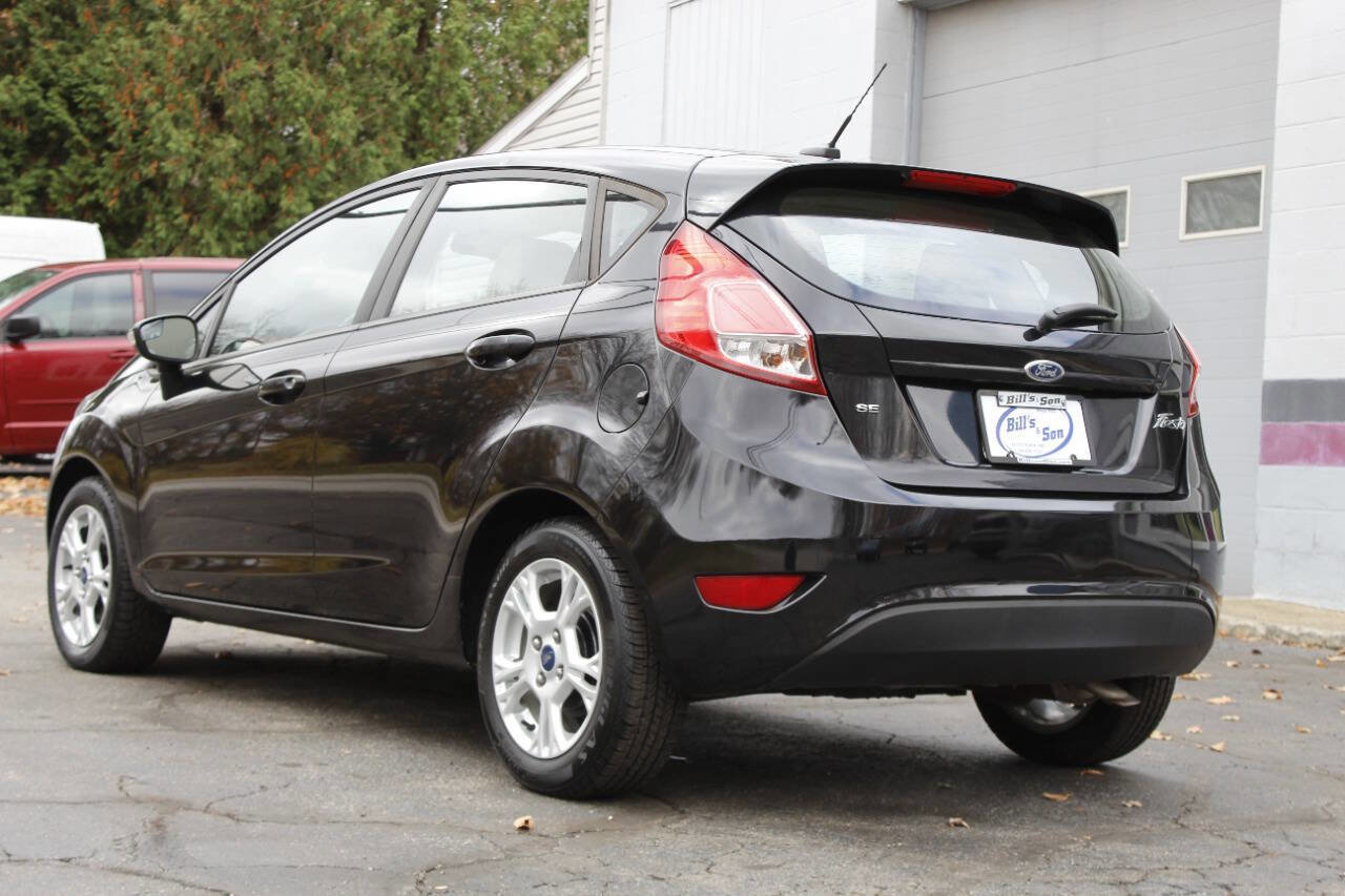 Used 2015 Ford Fiesta SE image 9
