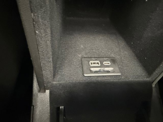 Used 2020 Cadillac XT5 Premium Luxury FWD image 6