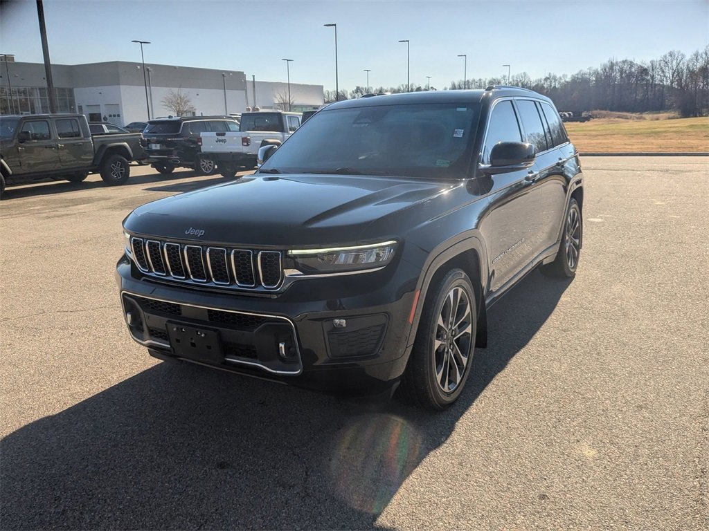 Used 2022 Jeep Grand Cherokee Overland w/ Luxury Tech Group IV