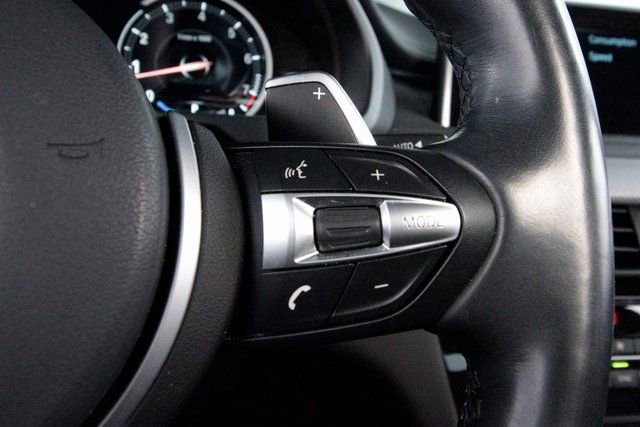 Used 2019 BMW X6 xDrive50i w/ M Sport Package image 22